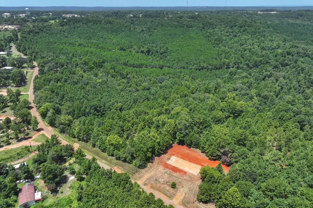 1249 County Road 4102 Jacksonville, TX 75766