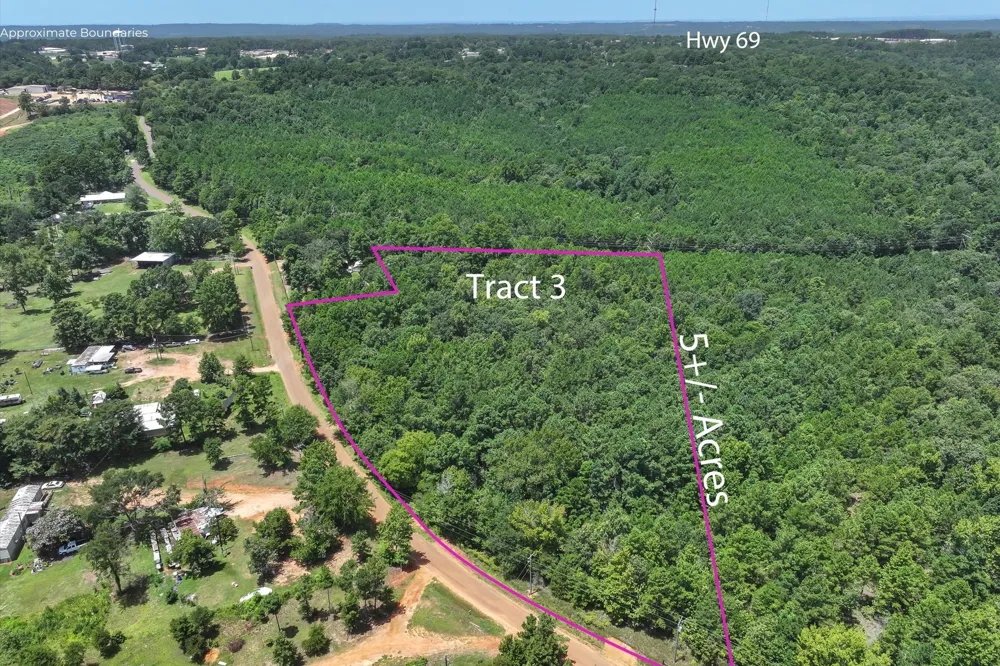 1249 County Road 4102 Jacksonville, TX 75766