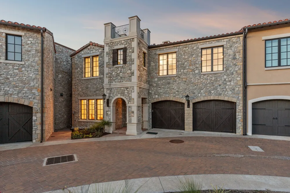 22 Comillas Drive Westlake, TX 76262
