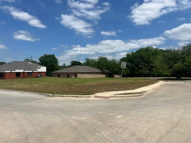 105 Westpark Drive S McKinney, TX 75072