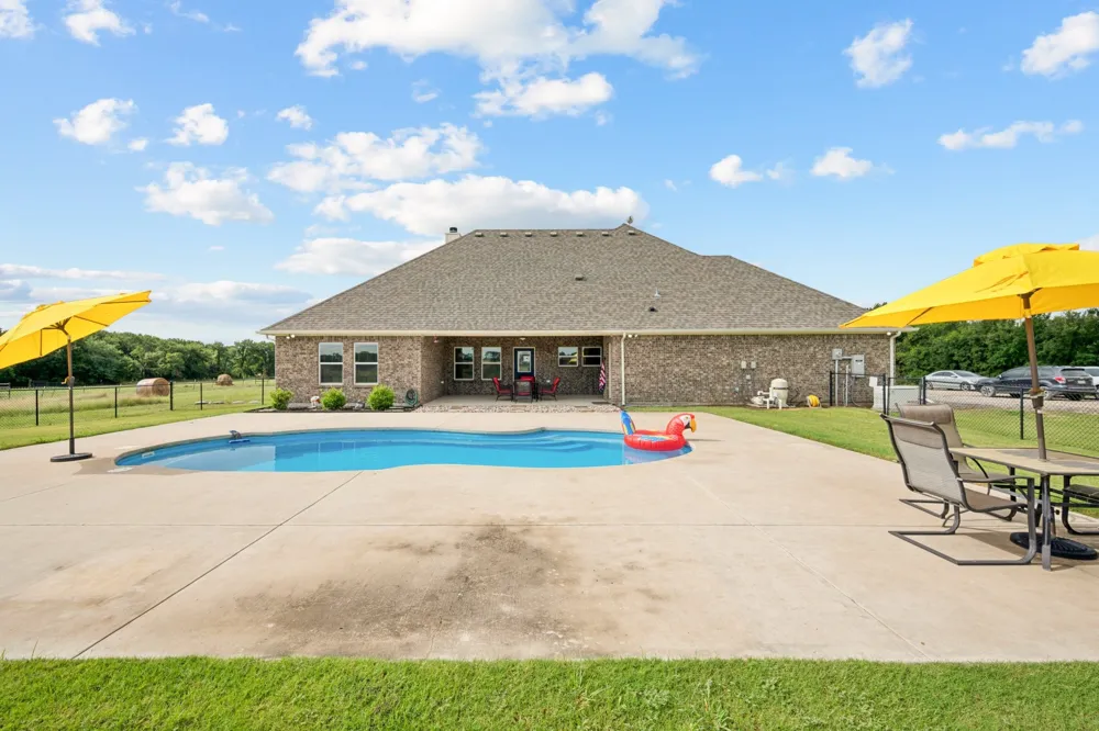 2435 Cobler Road Collinsville, TX 76233