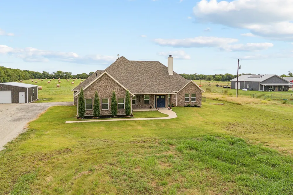 2435 Cobler Road Collinsville, TX 76233