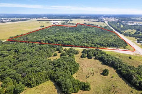 TX-121 & Airport Rd