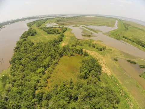 Neches River Drive