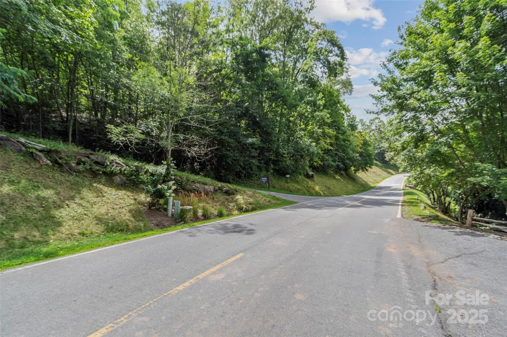 Special Parcel 1 Mountain Air Drive Burnsville, NC 28714