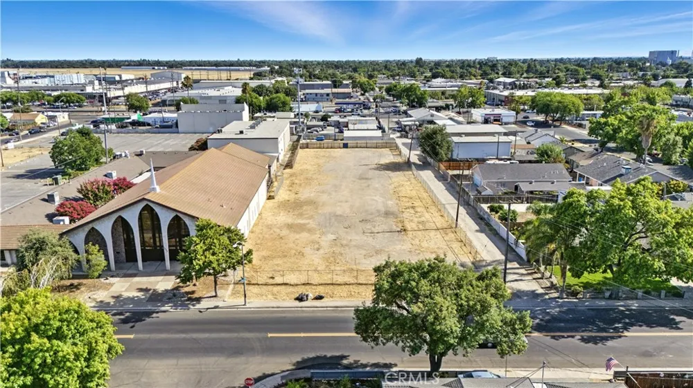 1732 Miller Avenue Modesto, CA 95354