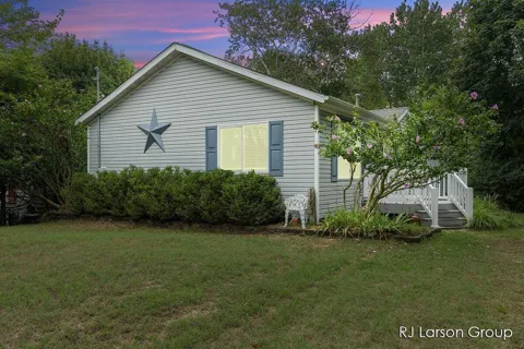 1007 Orchard Avenue
