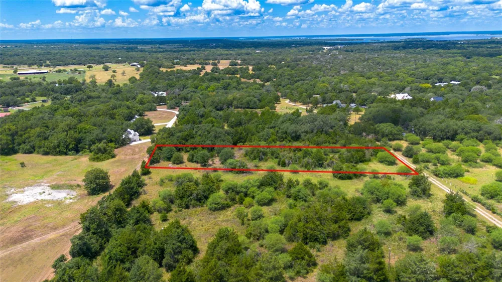 732 Christmas Road Brenham, TX 77833