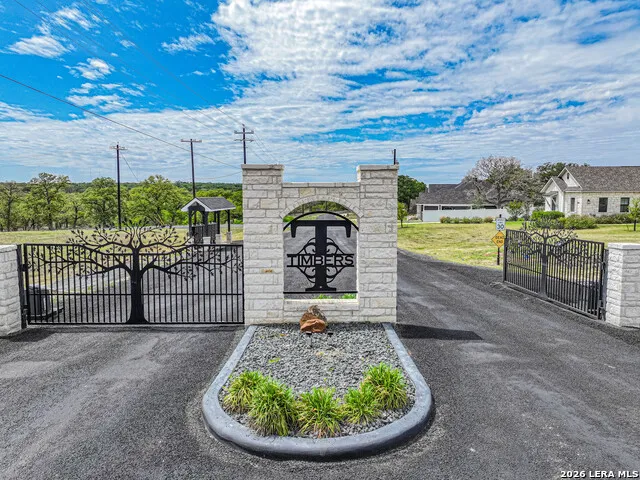 149 Timber Heights La Vernia, TX 78121