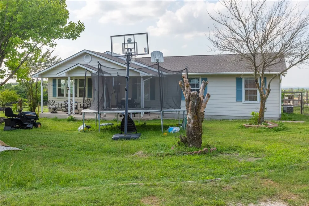 1629 County Road 107 Road Hutto, TX 78634