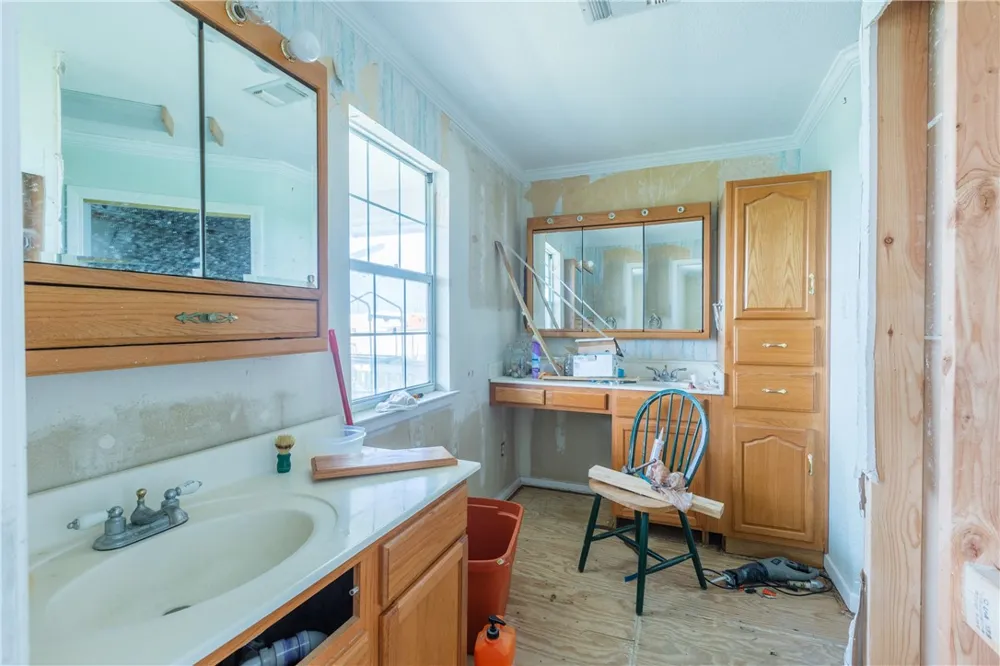1629 County Road 107 Road Hutto, TX 78634