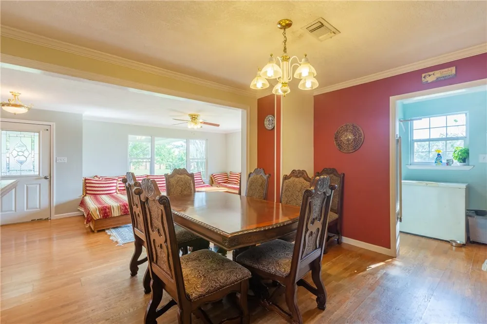 1629 County Road 107 Road Hutto, TX 78634