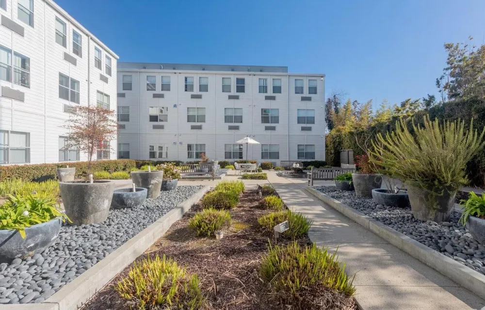 598 Columbia Ave San Jose, CA 95126