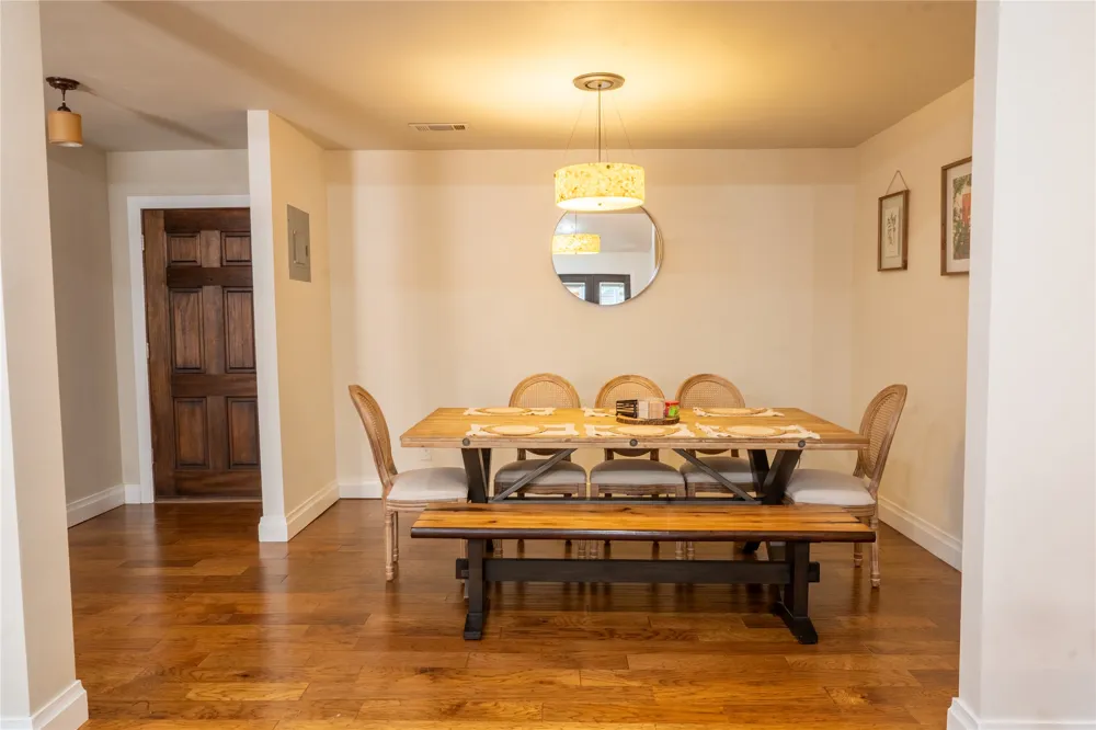 2107 Emerald Isle Drive Leander, TX 78641