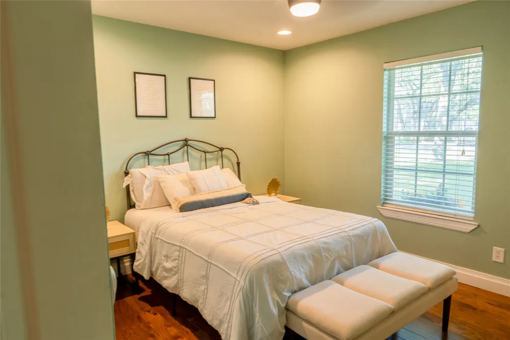 2107 Emerald Isle Drive Leander, TX 78641