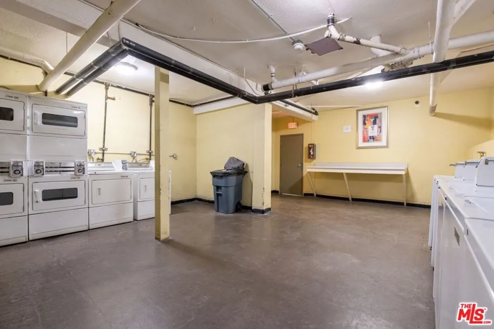 729 S Union Avenue #200 Los Angeles, CA 90017