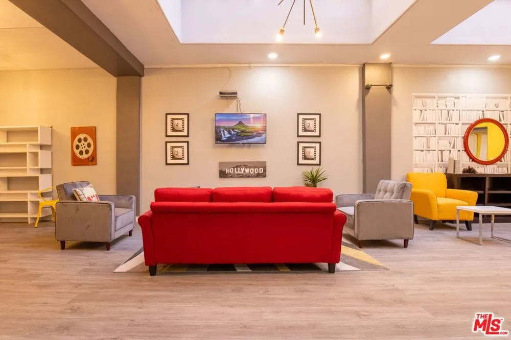 729 S Union Avenue #200 Los Angeles, CA 90017