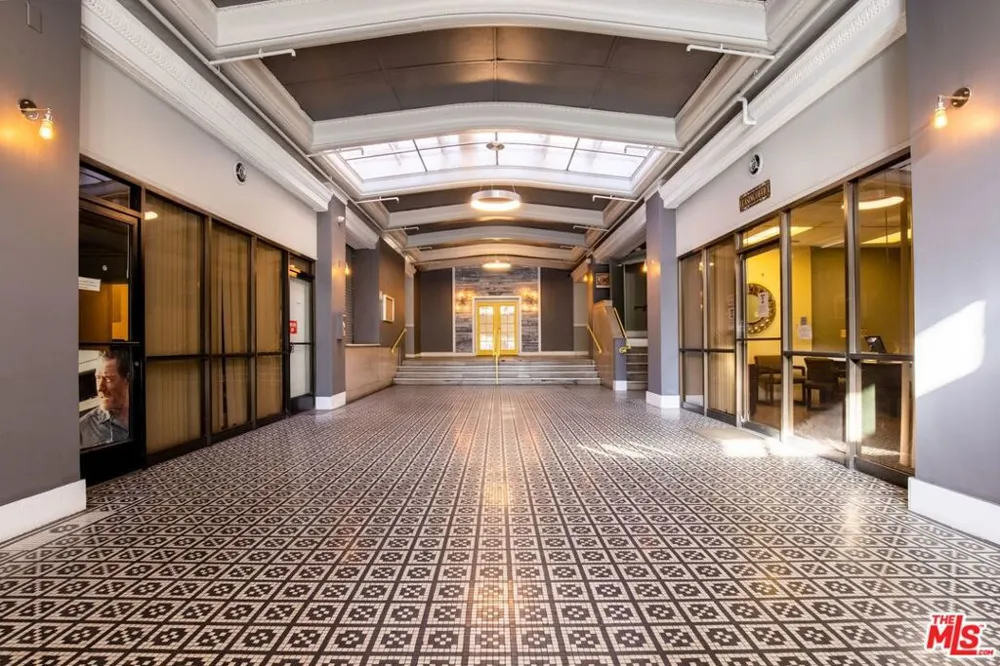 729 S Union Avenue #200 Los Angeles, CA 90017