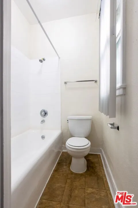 729 S Union Avenue #200 Los Angeles, CA 90017
