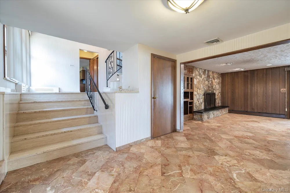 1298 Beech Street Atlantic Beach, NY 11509