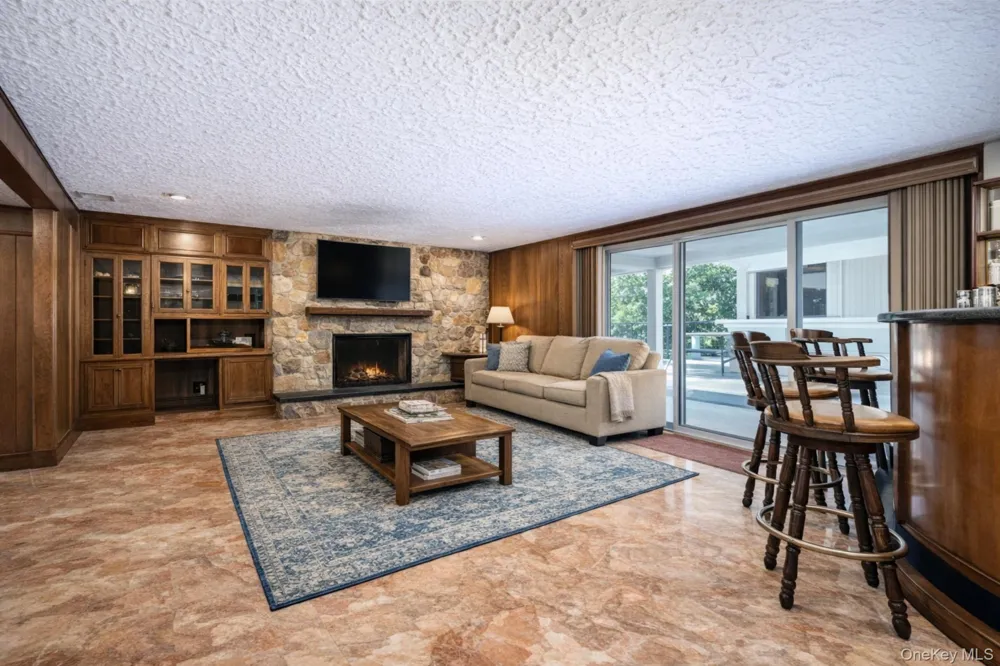 1298 Beech Street Atlantic Beach, NY 11509