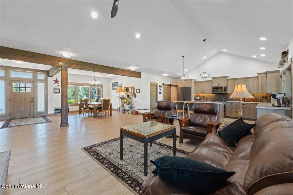 145 E HANLEY AVENUE Dalton Gardens, ID 83815