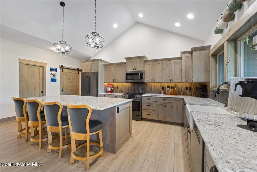 145 E HANLEY AVENUE Dalton Gardens, ID 83815