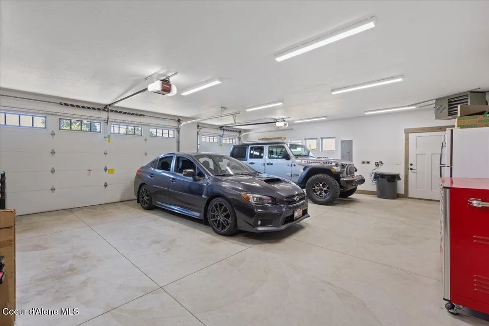 145 E HANLEY AVENUE Dalton Gardens, ID 83815