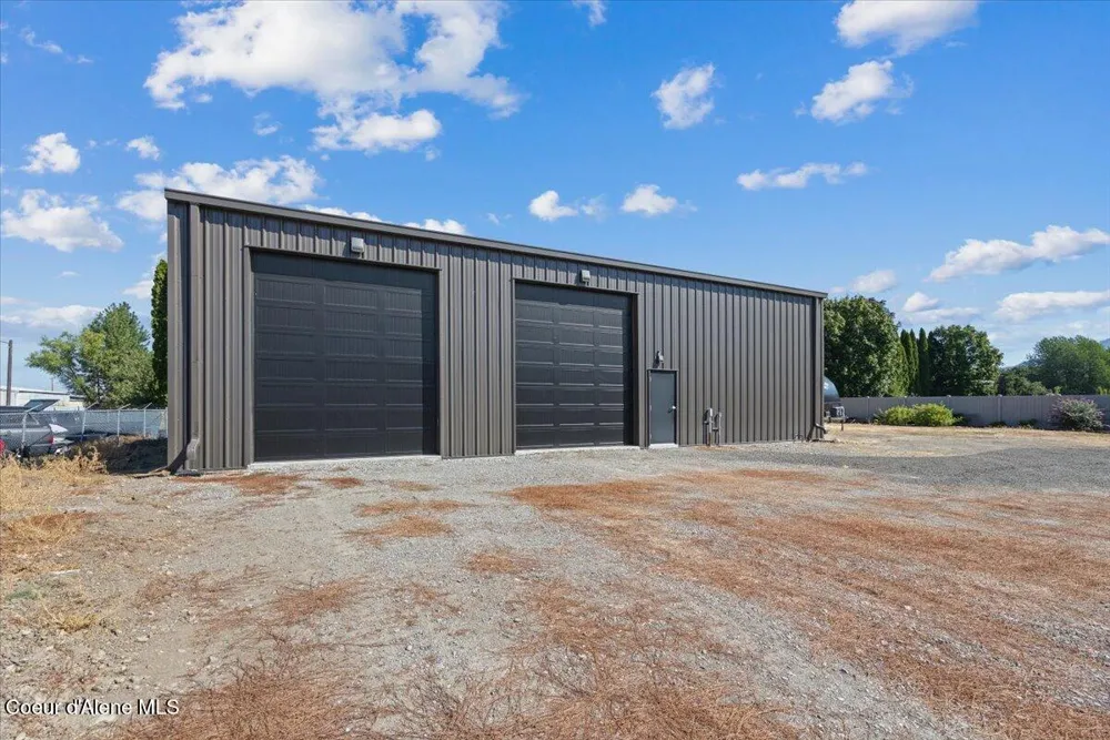 145 E HANLEY AVENUE Dalton Gardens, ID 83815