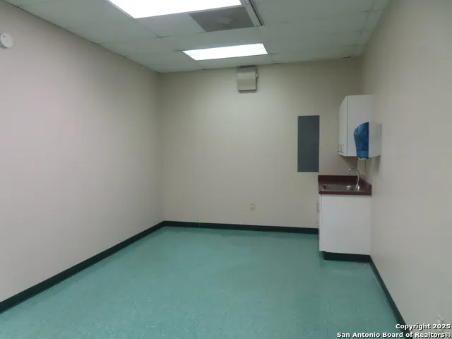 2614 W Commerce #300 San Antonio, TX 78207