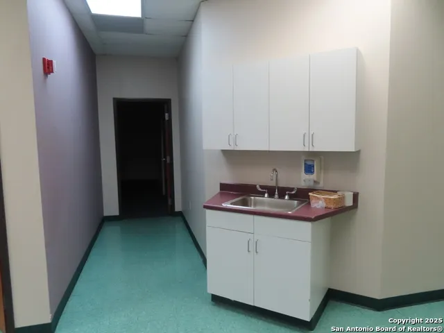 2614 W Commerce #300 San Antonio, TX 78207