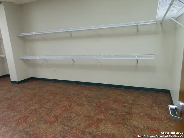 2614 W Commerce #300 San Antonio, TX 78207