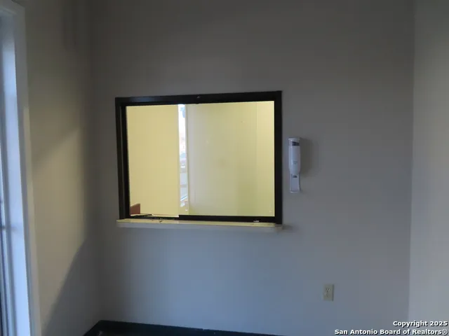 2614 W Commerce #300 San Antonio, TX 78207