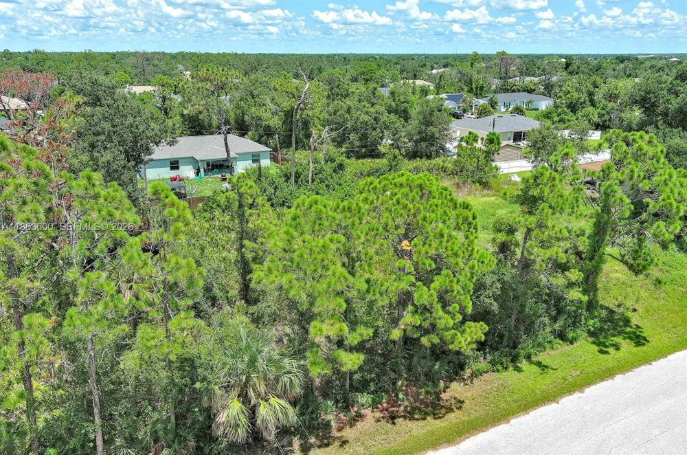 11944 Brookside Ave Port Charlotte, FL 33981