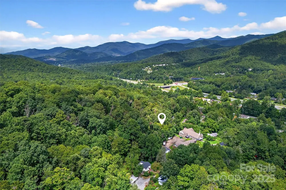 99999 Yates Avenue Black Mountain, NC 28711