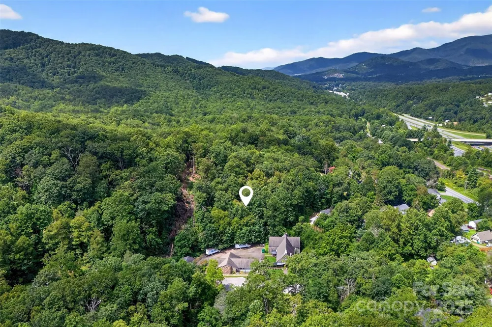 99999 Yates Avenue Black Mountain, NC 28711