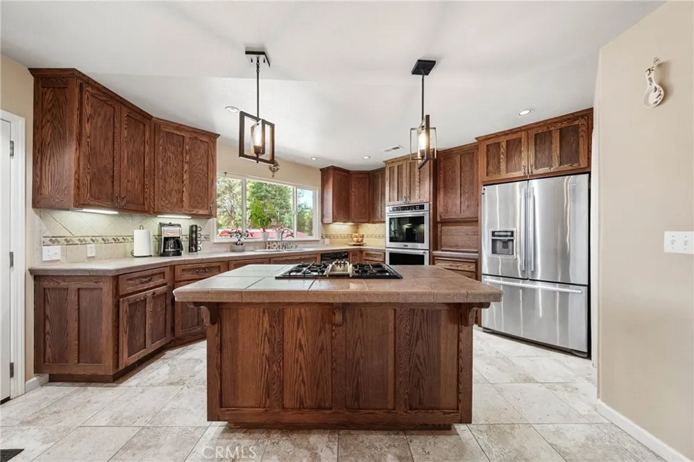 18164 Fishhook Court Hidden Valley Lake, CA 95467
