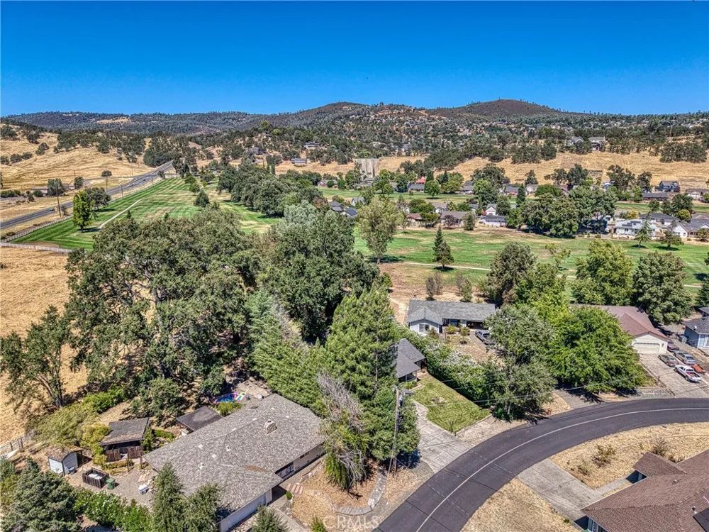 18164 Fishhook Court Hidden Valley Lake, CA 95467