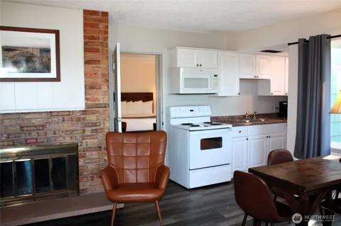 710 S Hancock Avenue #102&3