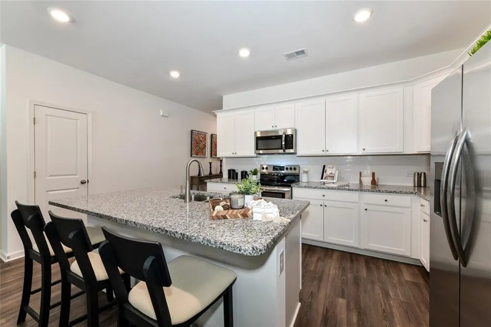 12006 Crosswicks Road #Sunshine - Union City, GA 30291