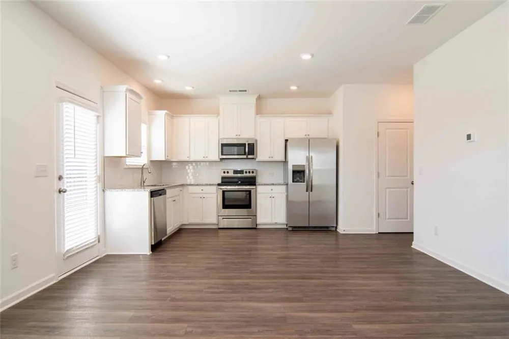 12006 Crosswicks Road #Sunshine - Union City, GA 30291