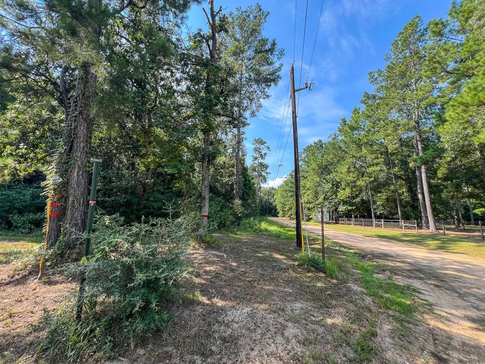 2 County Road 1325 Warren, TX 77664