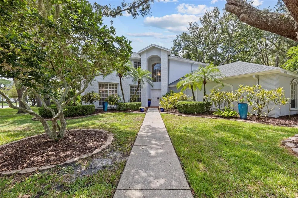 2328 WARWICK DRIVE Oldsmar, FL 34677