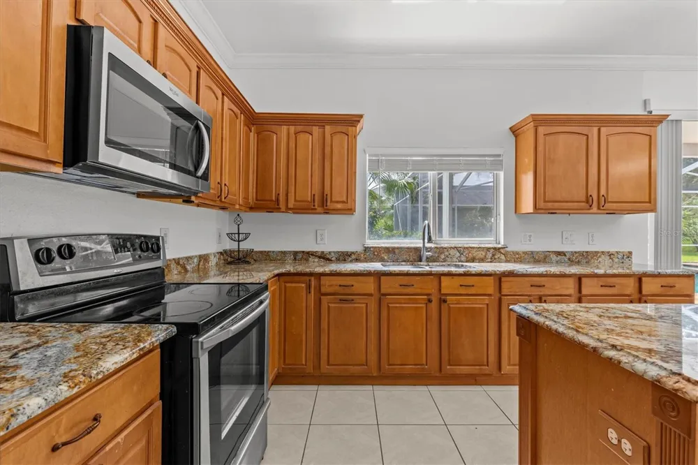 2328 WARWICK DRIVE Oldsmar, FL 34677