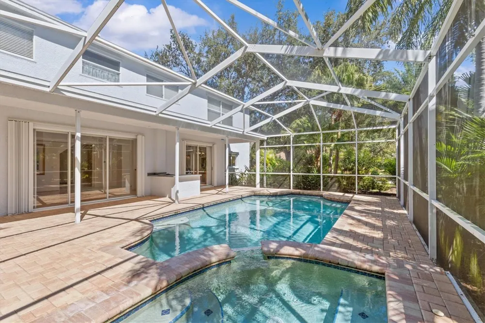 2328 WARWICK DRIVE Oldsmar, FL 34677