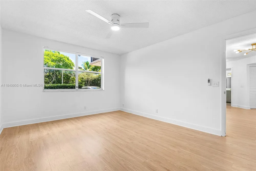 8721 Wiles Rd #105 Coral Springs, FL 33067