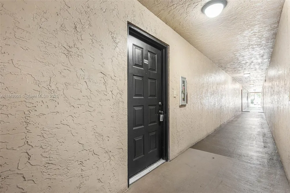 8721 Wiles Rd #105 Coral Springs, FL 33067