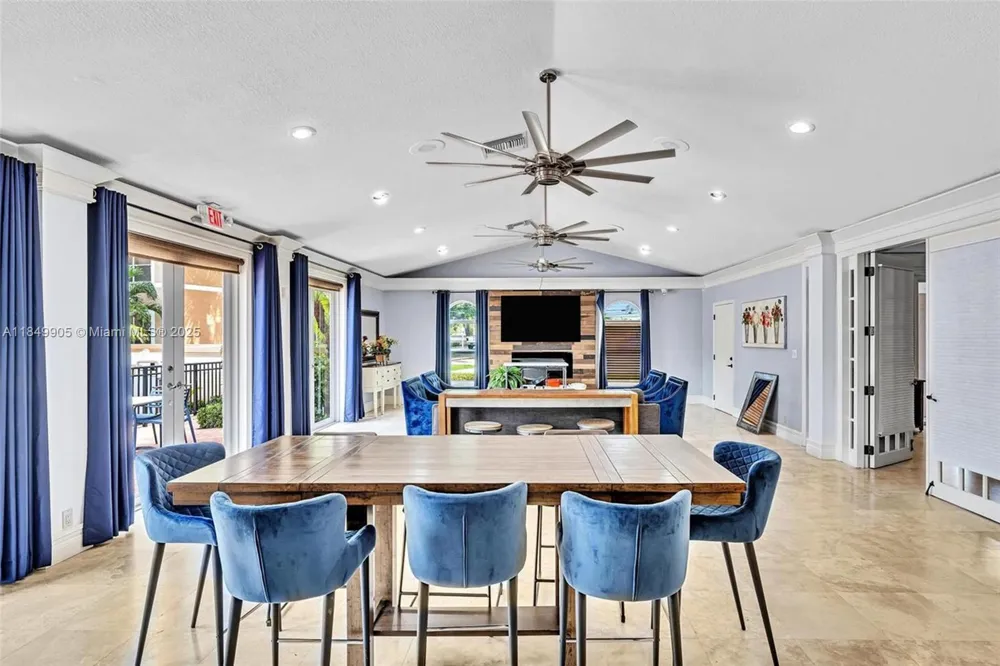 8721 Wiles Rd #105 Coral Springs, FL 33067