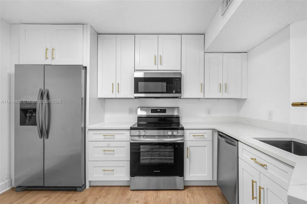 8721 Wiles Rd #105 Coral Springs, FL 33067
