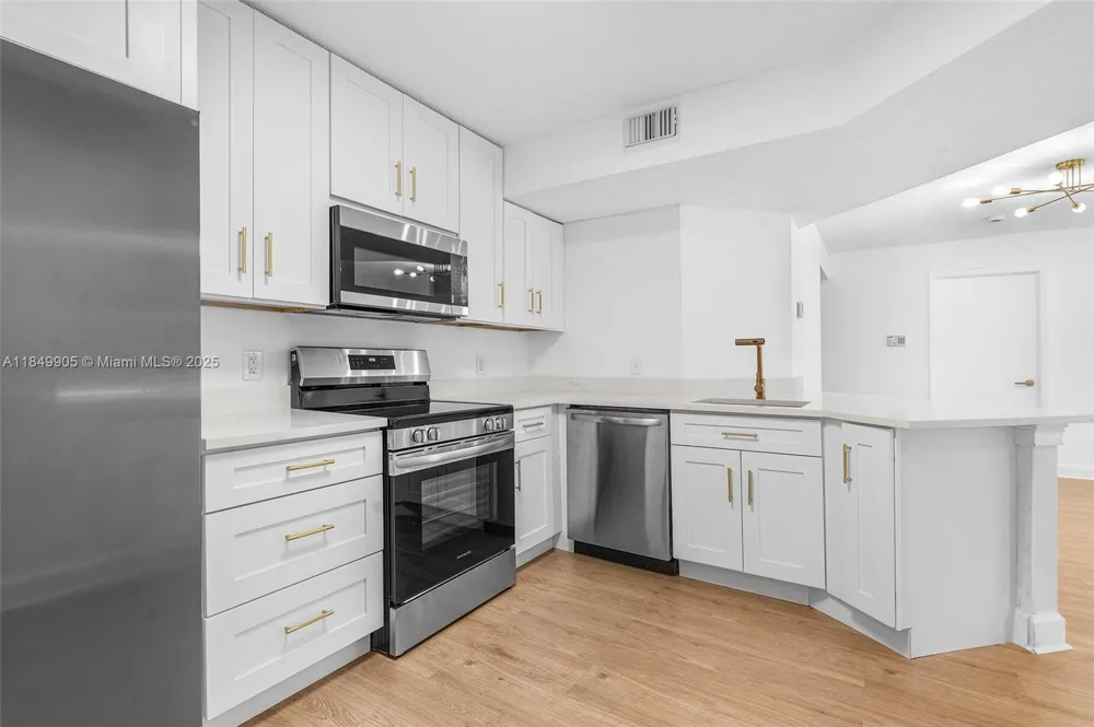 8721 Wiles Rd #105 Coral Springs, FL 33067